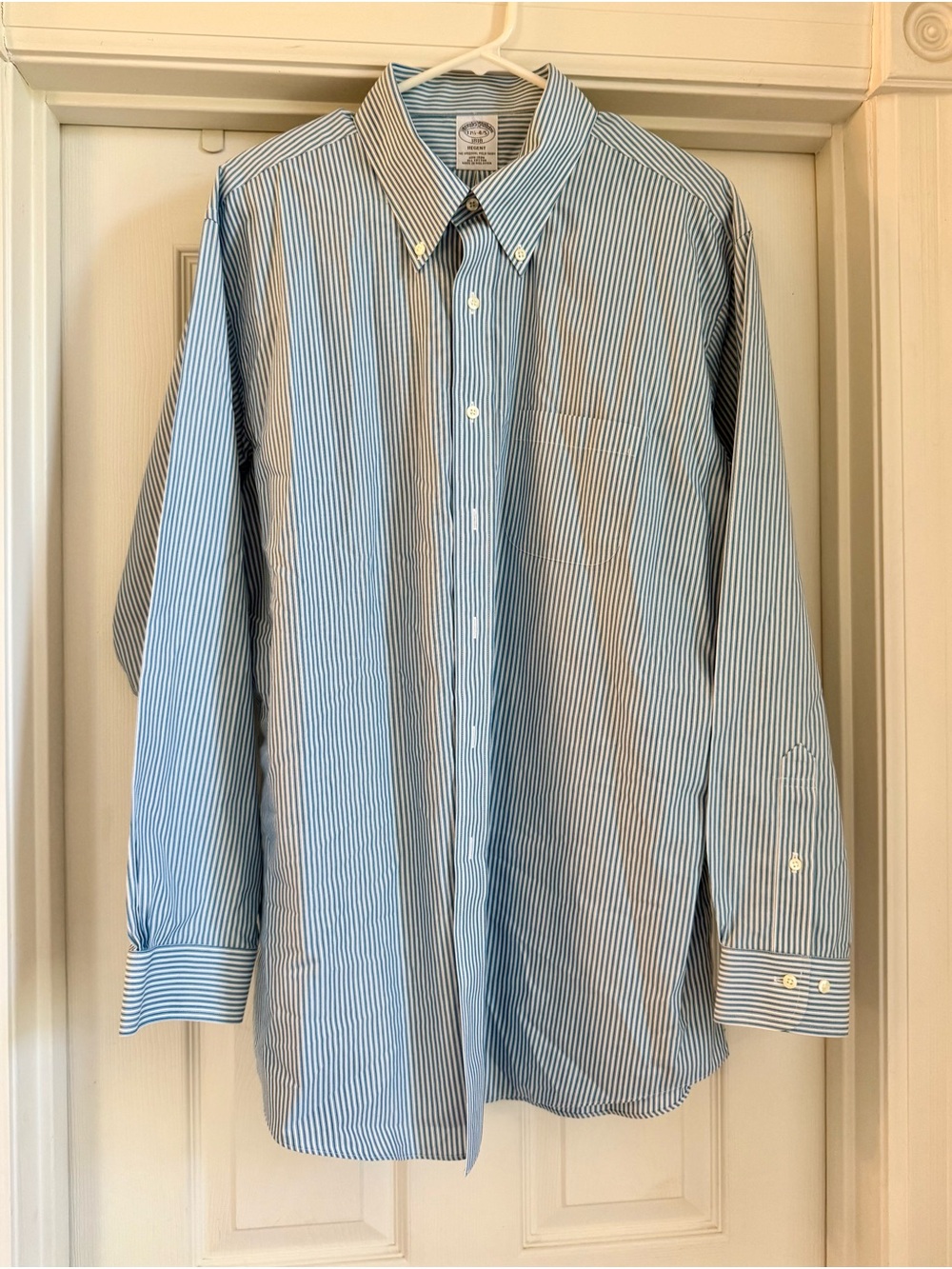 BROOKS BROTHERS MENS Blue&White Striped Button-Down DRESS SHIRT size 17 1/2-4/5